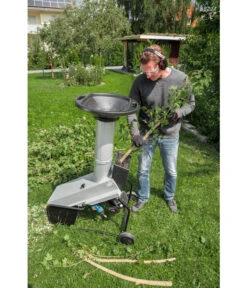 AL-KO Messerhäcksler Duotec TCS 2500 9 AL-KO Messerhäcksler Duotec TCS 2500 -Outdoor Garten Geschäft 6913156 WE MO 002 ALKOMesserhaeckslerDuotecTCS2500